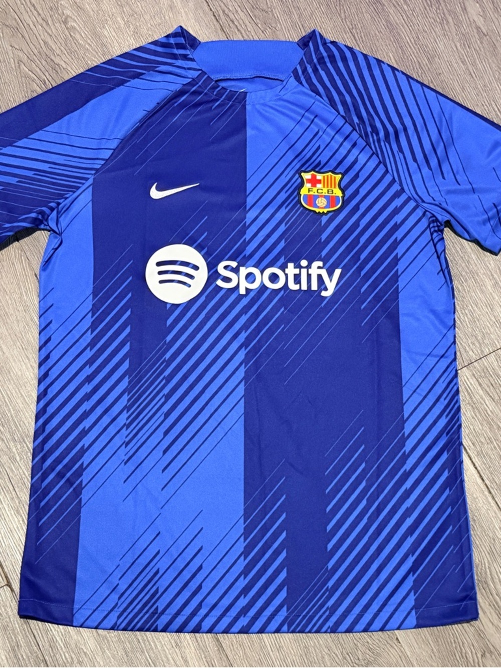 NIKE FC BARCELONA PRE MATCH TRAINING JERSEY 23/24 MENS SIZE LARGE BRAND NEW RARE